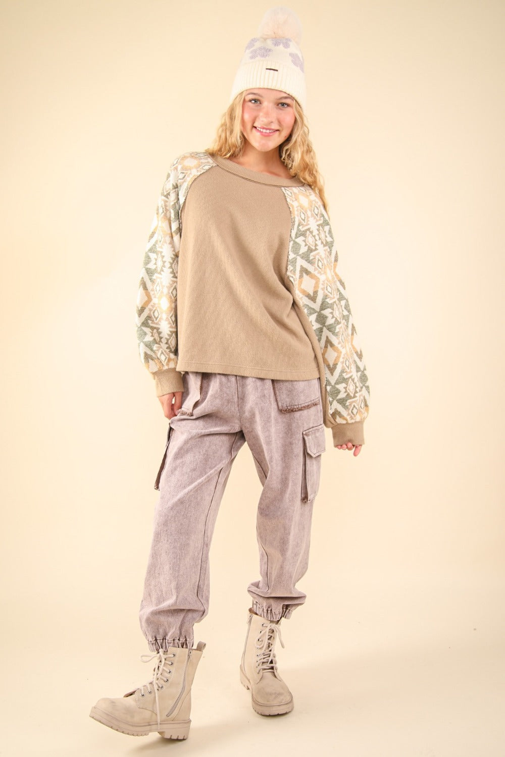 Clara | Printed long-sleeved knitted top with a crew neck