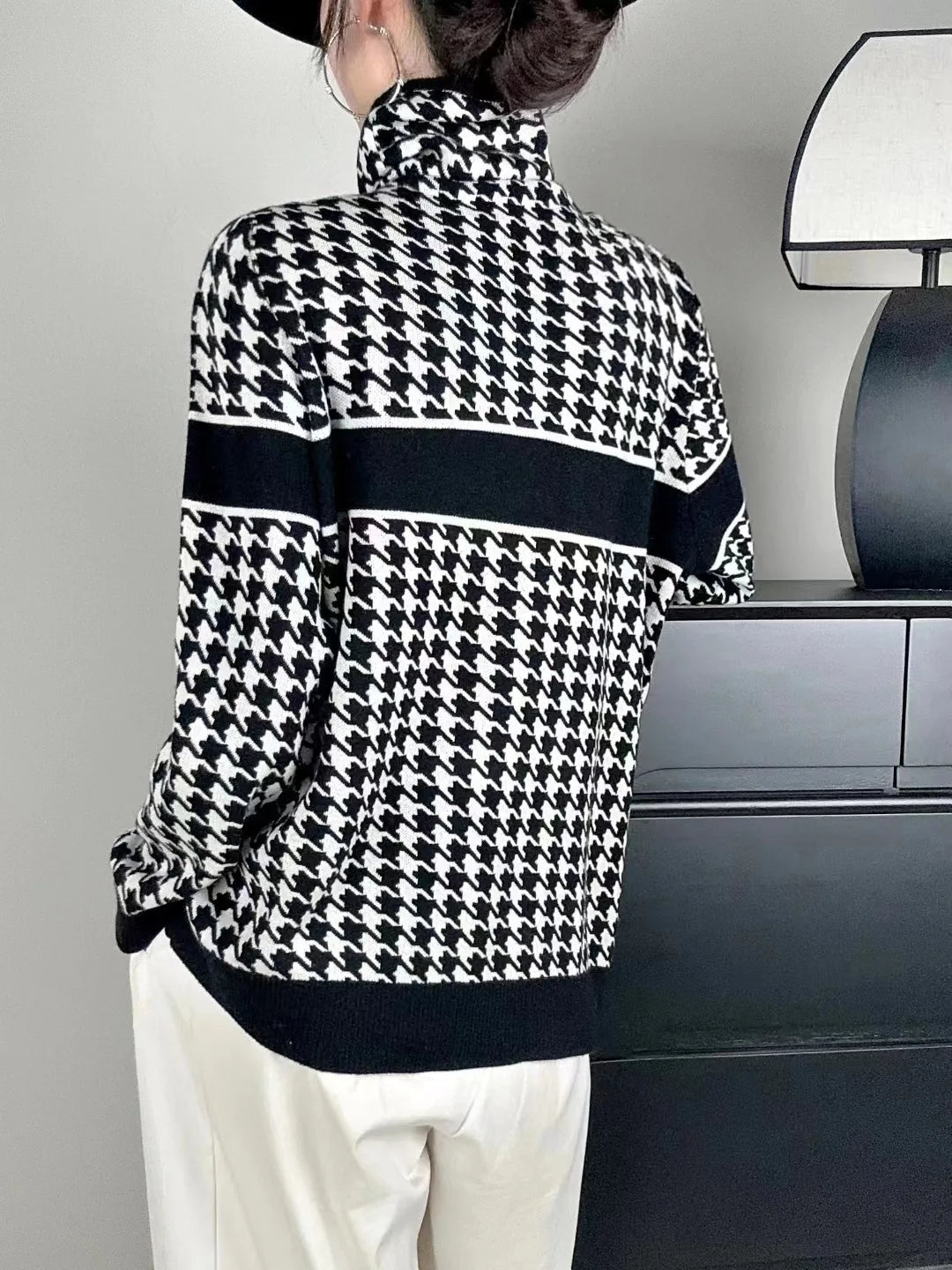 Mara® | Elegant turtleneck sweater