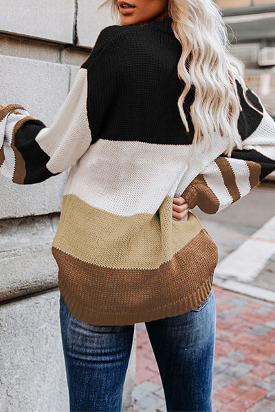 Wilhelmina | Effortless and trendy winter sweater