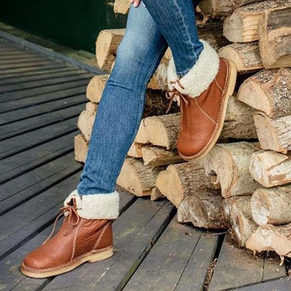 Dolores | Durable and supportive orthopedic footwear