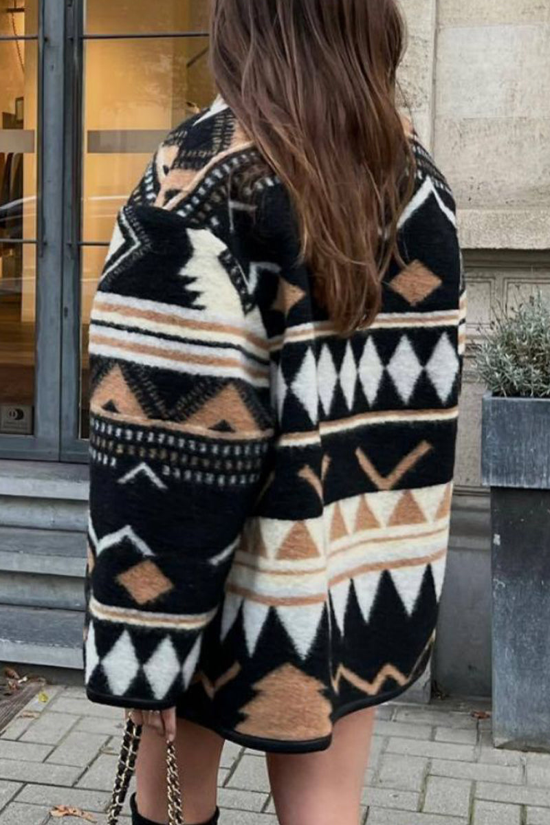 Rebeca | Effortless and trendy winter garment