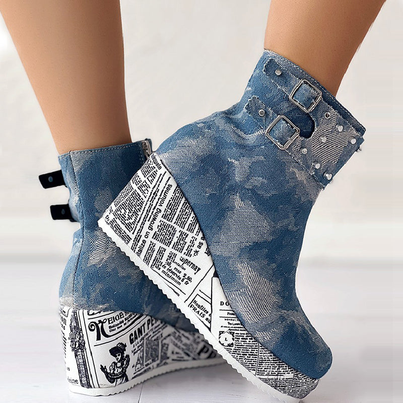 Delia | Casual, round out-door shoes in a patchwork design
