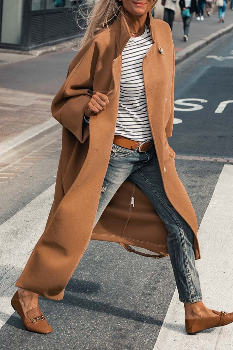 Rosario | Casual street outerwear with solid color pockets and buttons and reversible collar