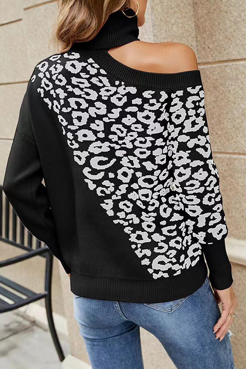 Gladys | Street leopard turtleneck sweater with an asymmetrical weave pattern