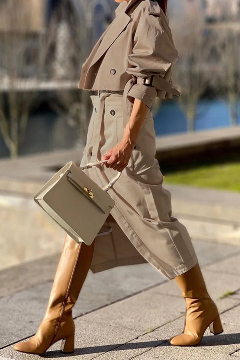 Penélope | British style, elegant, solid pocket buttons, turn-down collar, long sleeves, two piece