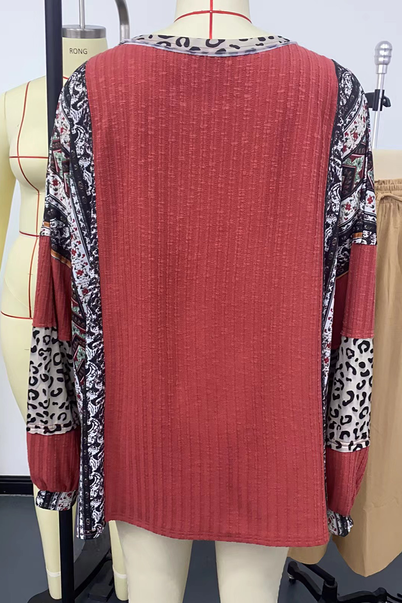 Karolina | Casual O-neck tops with stripes and leopard patchwork contrast