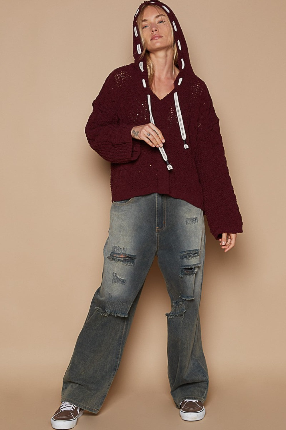 Carolin | Chenille cable knit sweater with hood