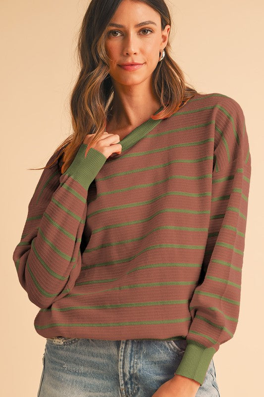 Julieta | Striped, loose sweater with a crew neck and dropped shoulders