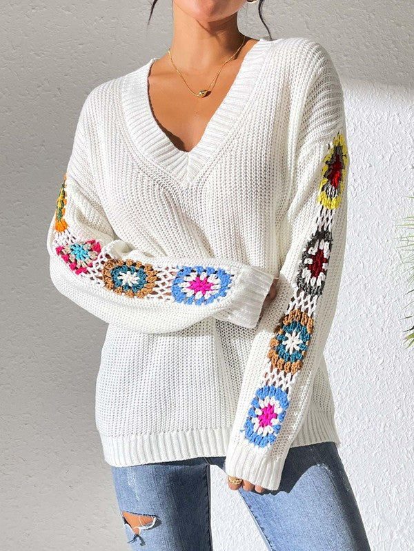 Eva | Sweater with crochet sleeves and V-neck