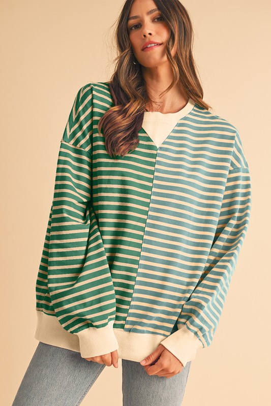 Felicidad | Oversized sweatshirt with dropped shoulders in a color block look