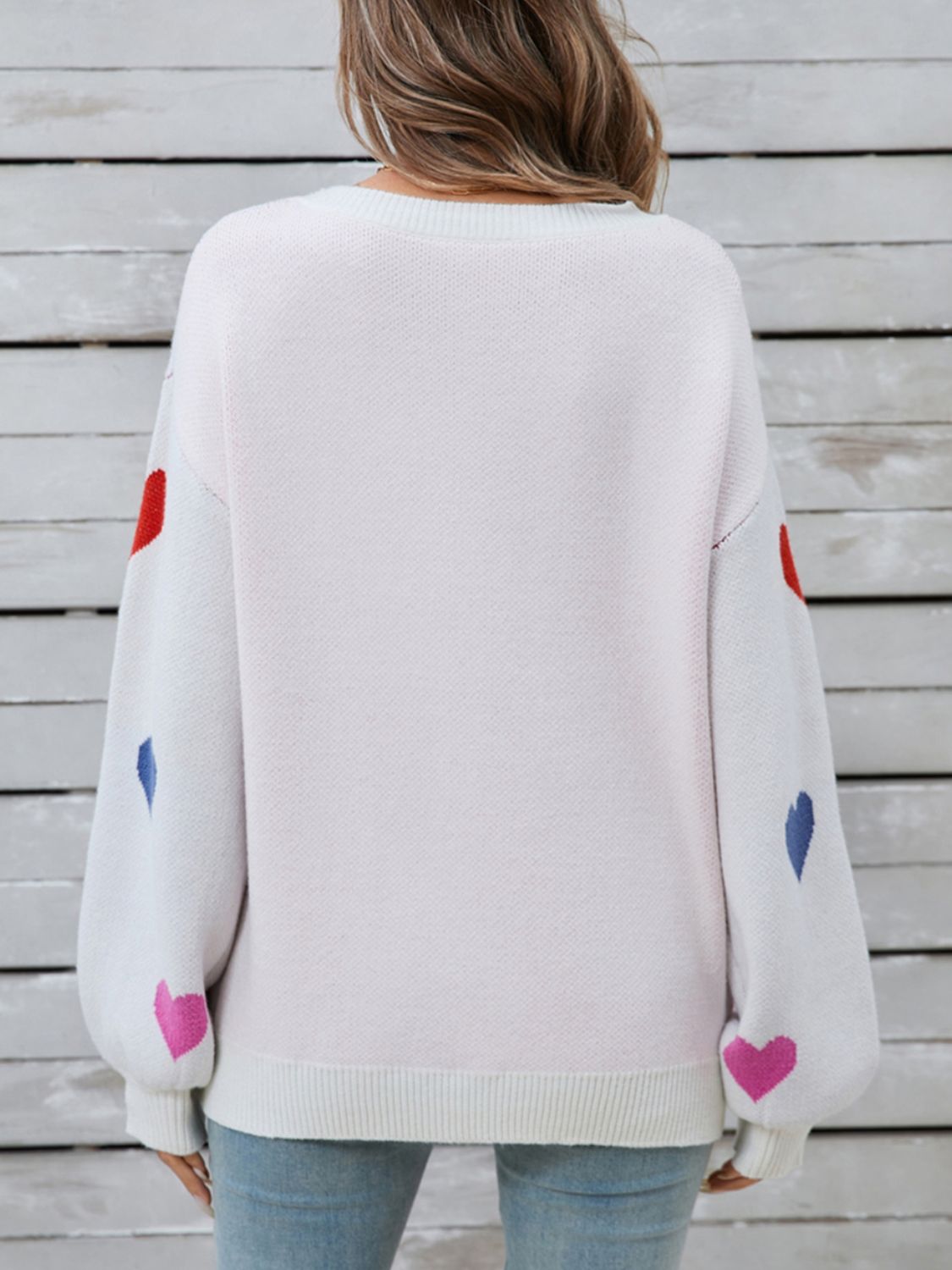 Ulla | Heart-shaped, long-sleeved crew neck sweater