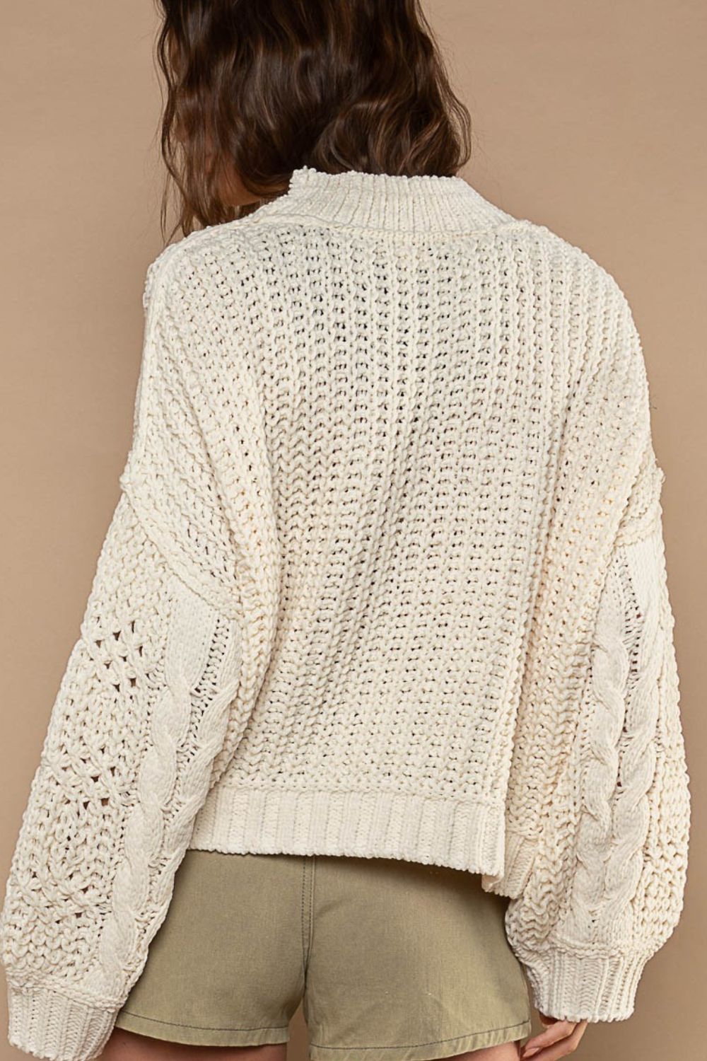Daniela | Sweater with stand-up collar and cable knit