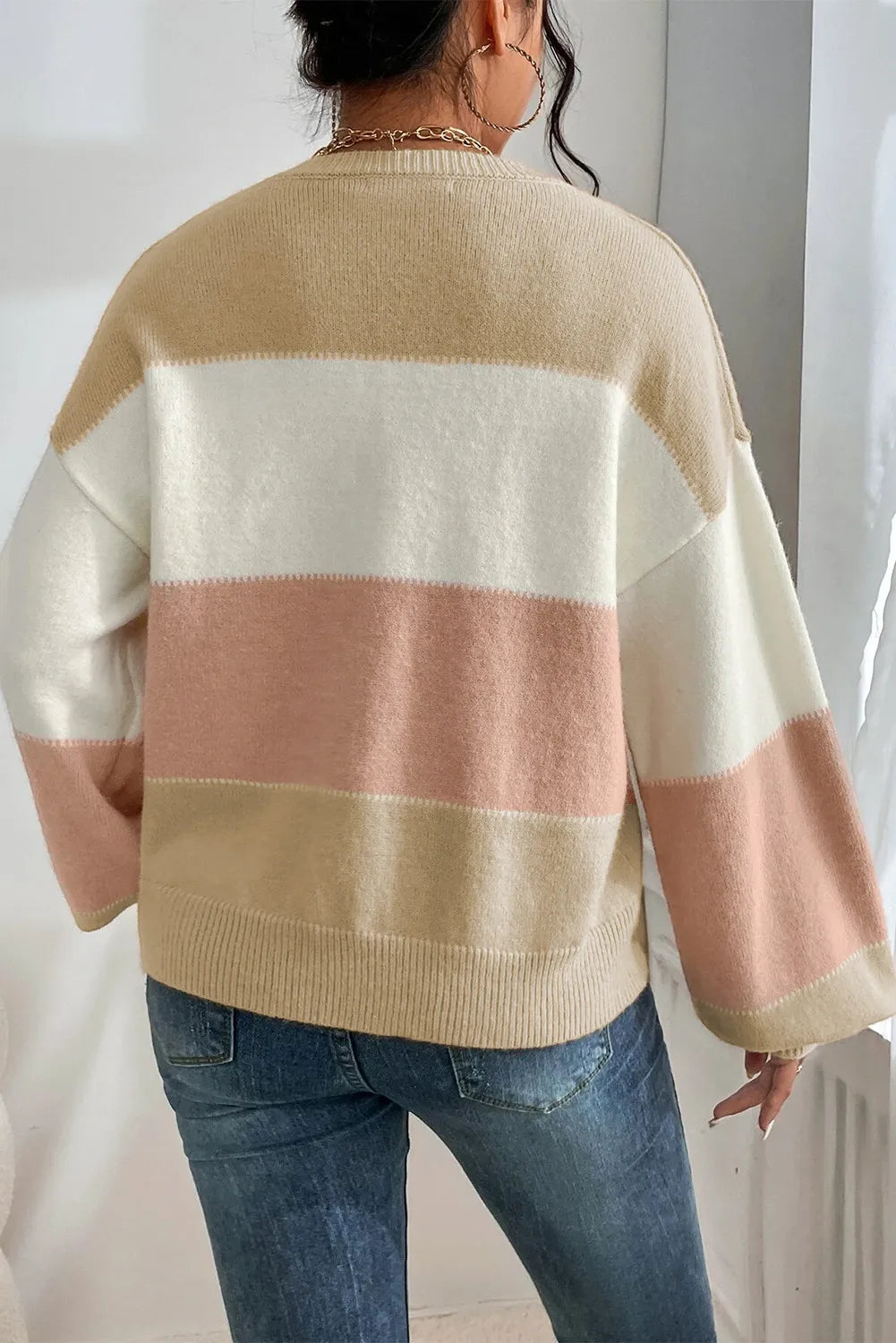 Monique | Color block crew neck sweater with lantern sleeves