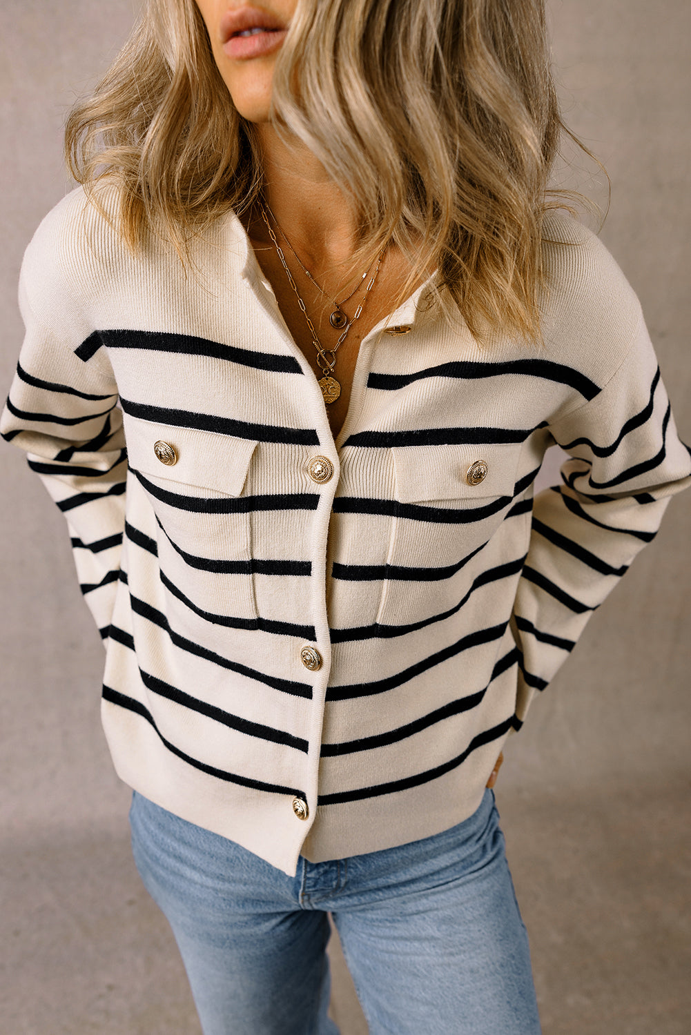 Ana | Chic and charming cardigan with striped buttons
