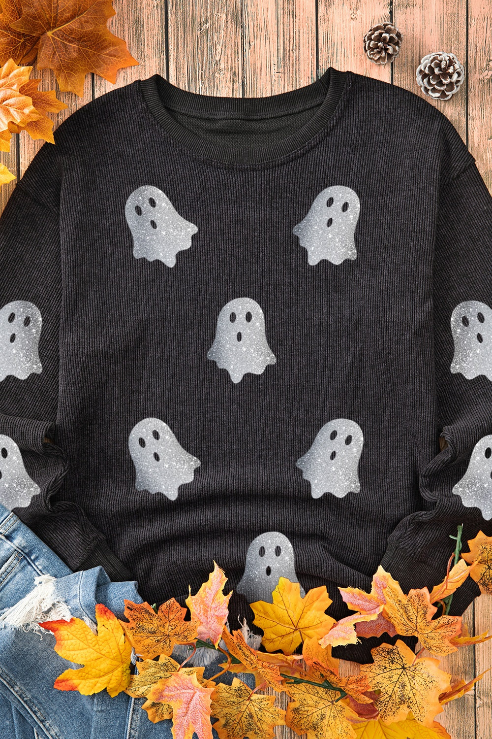 Teresa | Glittery long-sleeved Ghost crewneck sweatshirt