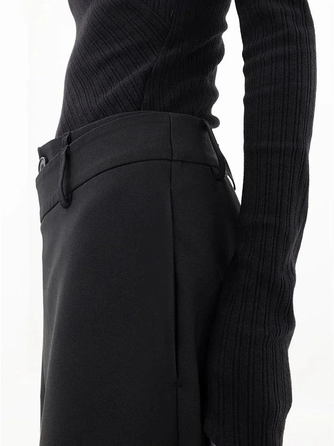 Karina® | Versatile asymmetric baggy pants for women