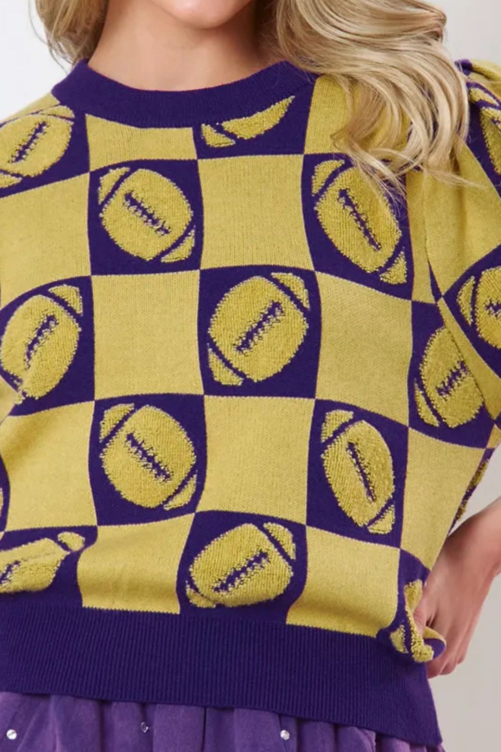 Annika | Football sweater with a crew neck and short sleeves