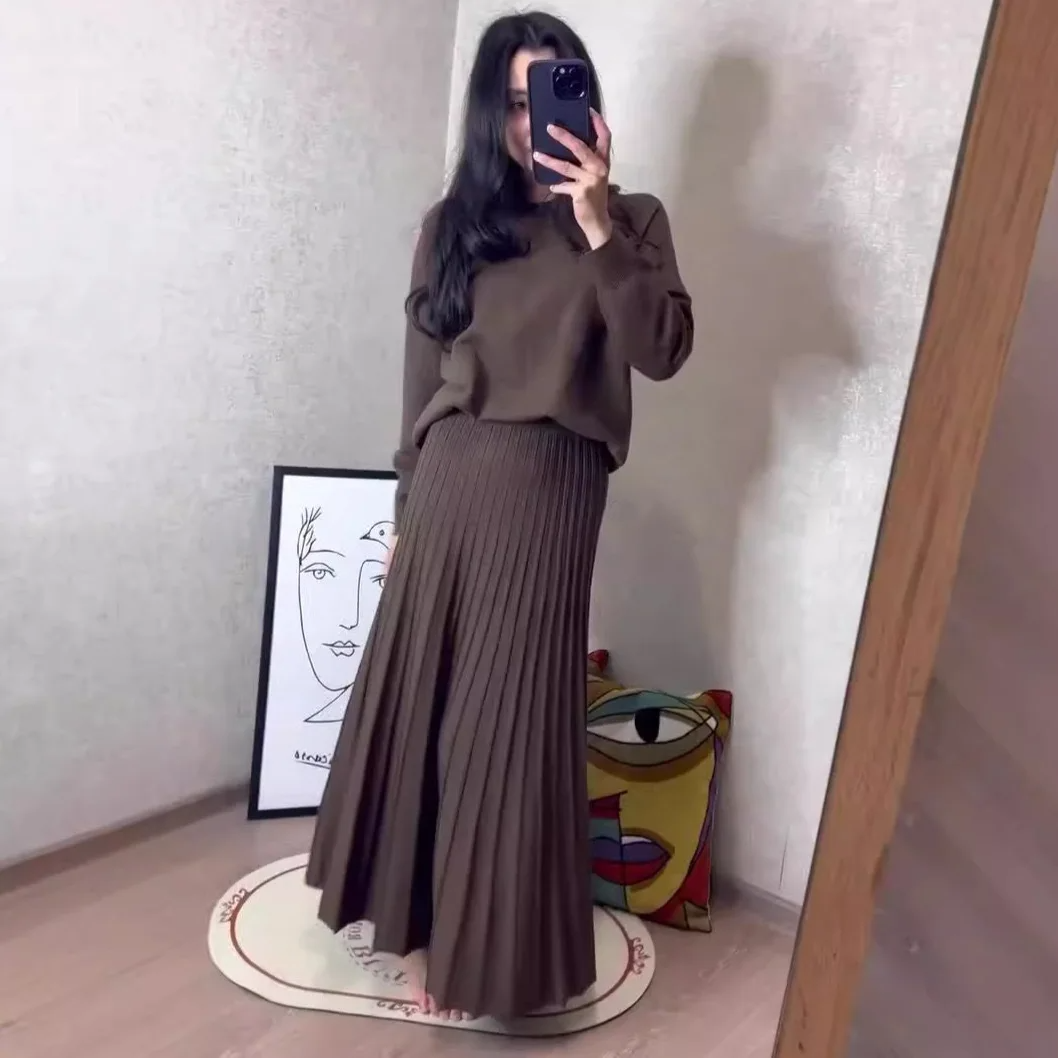 Flora | Solid color long sleeve top and pleated skirts for women