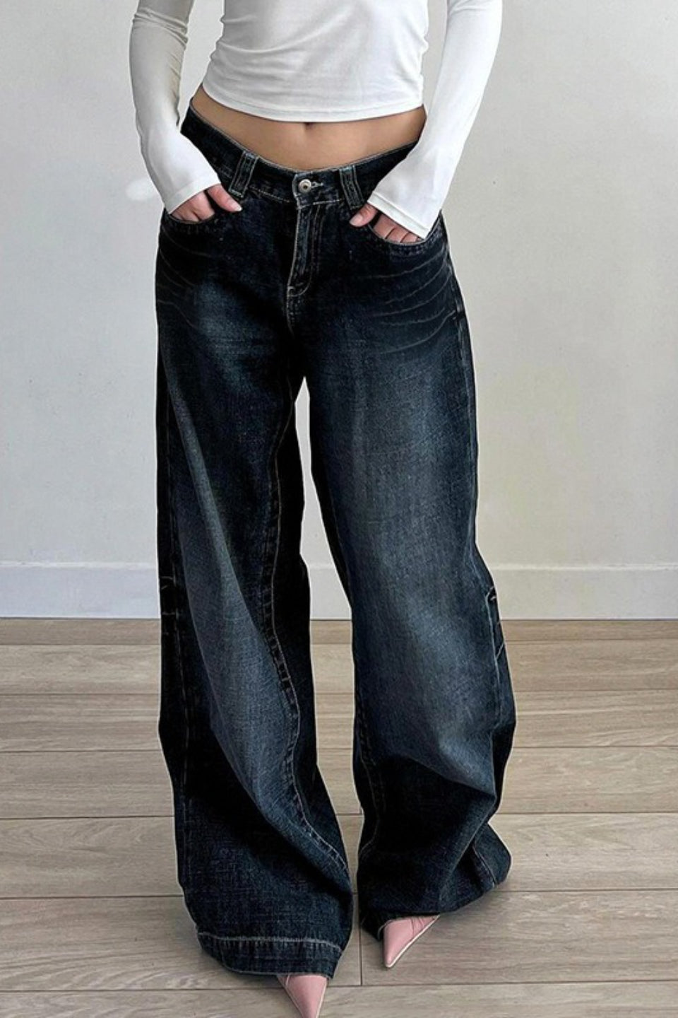 Minimal Vintage Loose Washed Black Jeans
