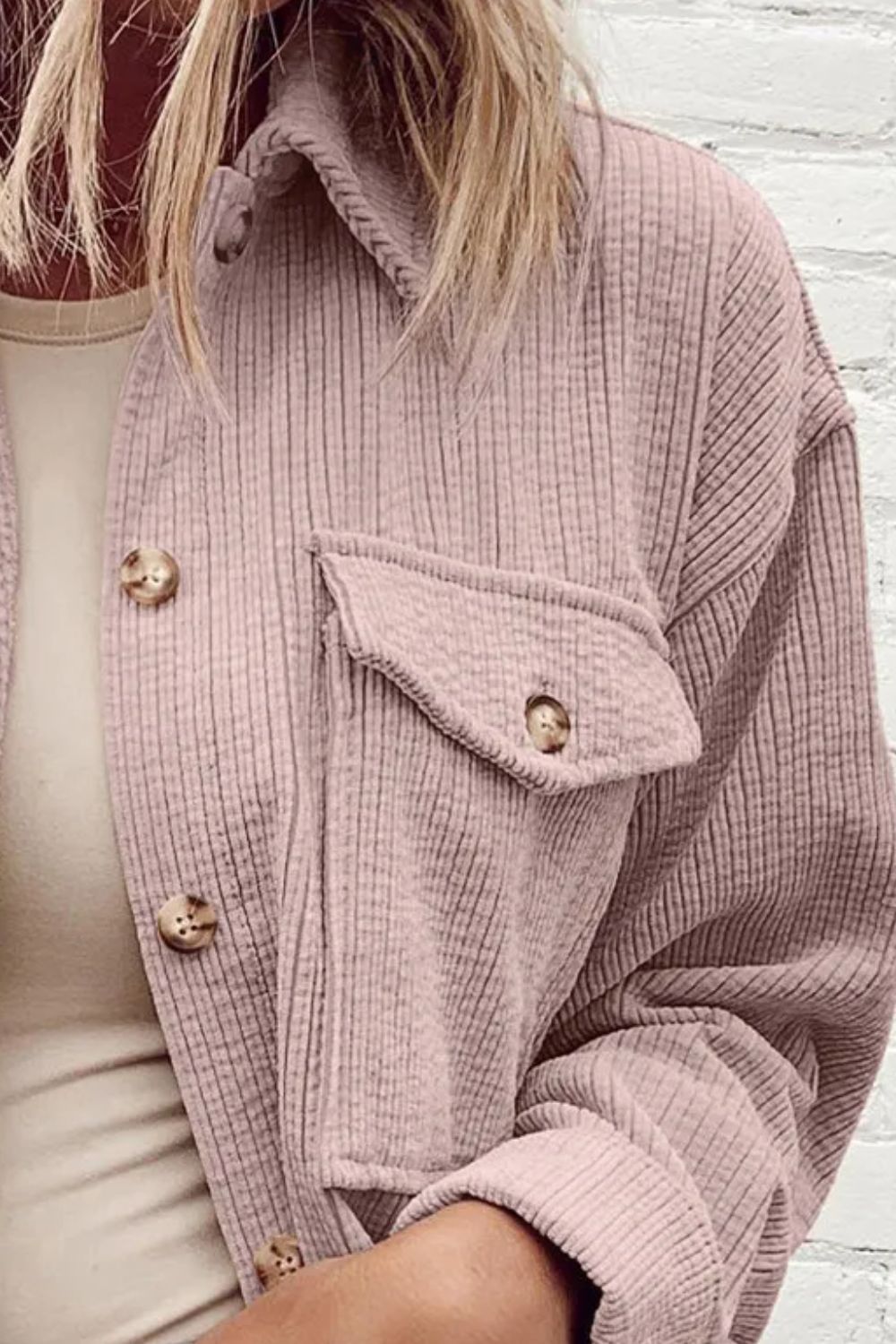 Nayeli | Buttoned, low shoulder jacket with pockets