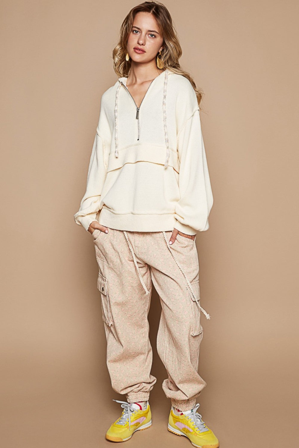 Camila | Half-zip hoodie with dropped shoulders