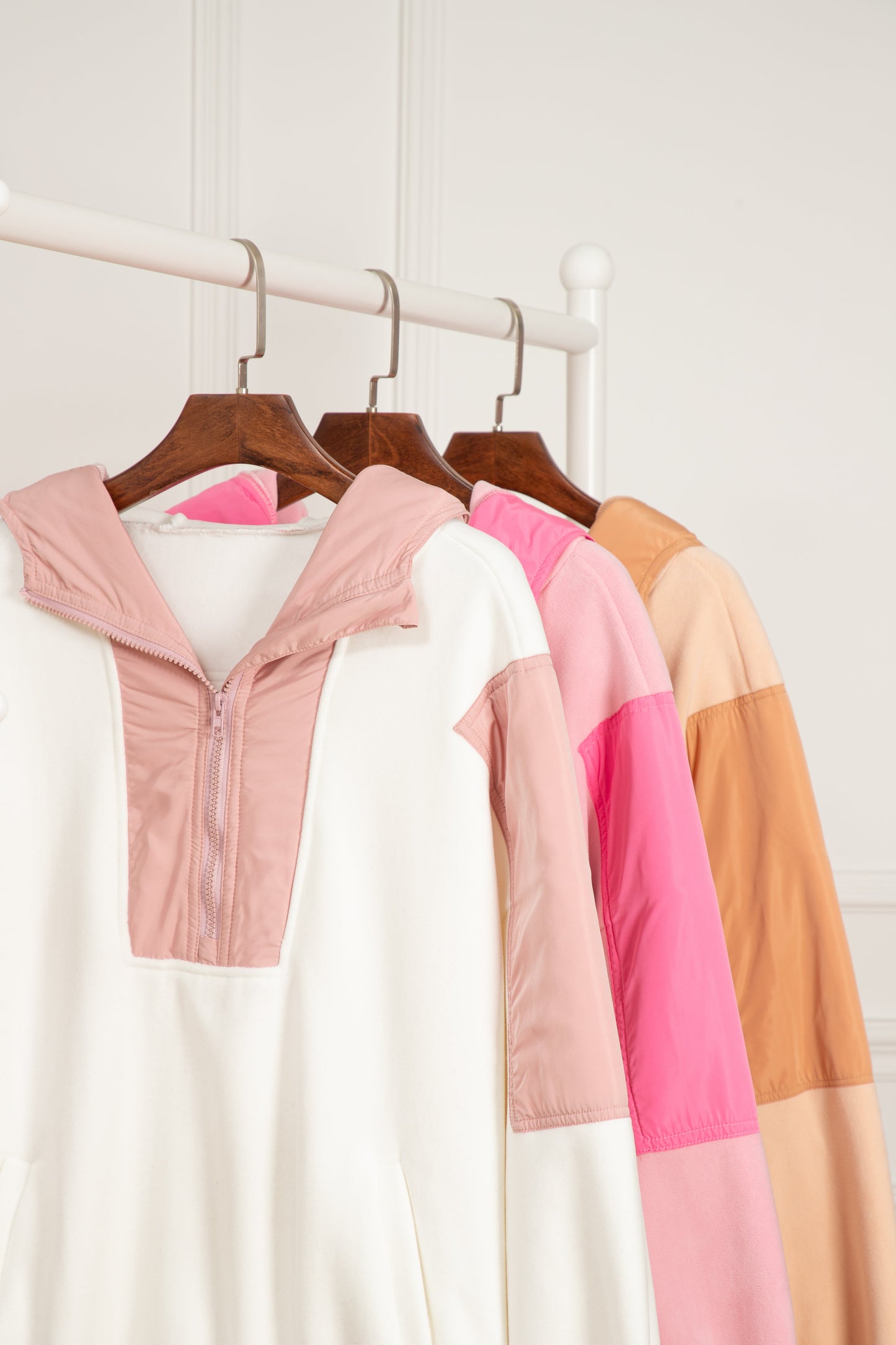 Elisa | Modern and comfortable winter hoodie