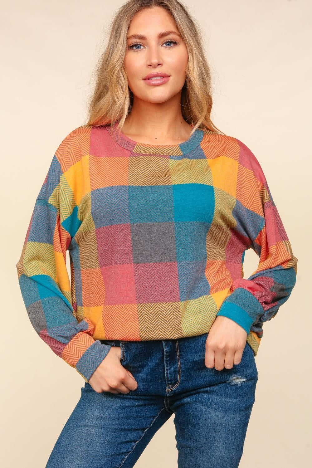 Clara | Haptics color block check crew neck top