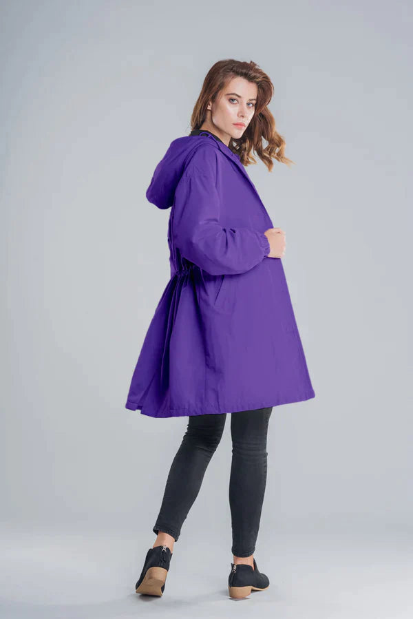 Linda | Mackintosh raincoat with buttons and hood