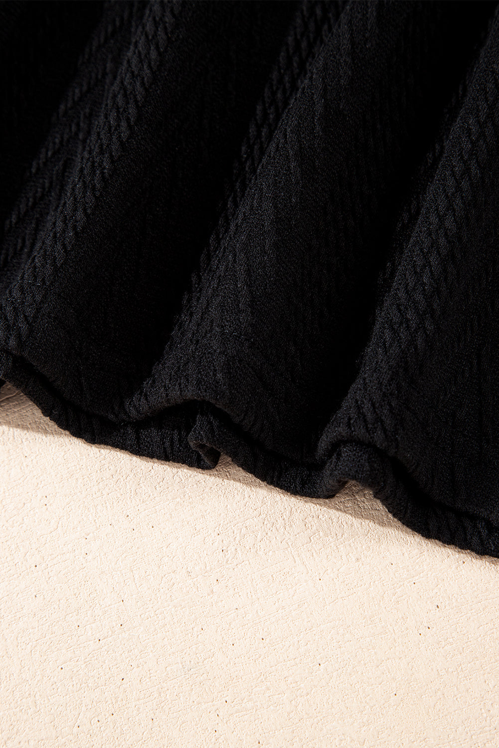 Reina | Casual and relaxed winter blouse.