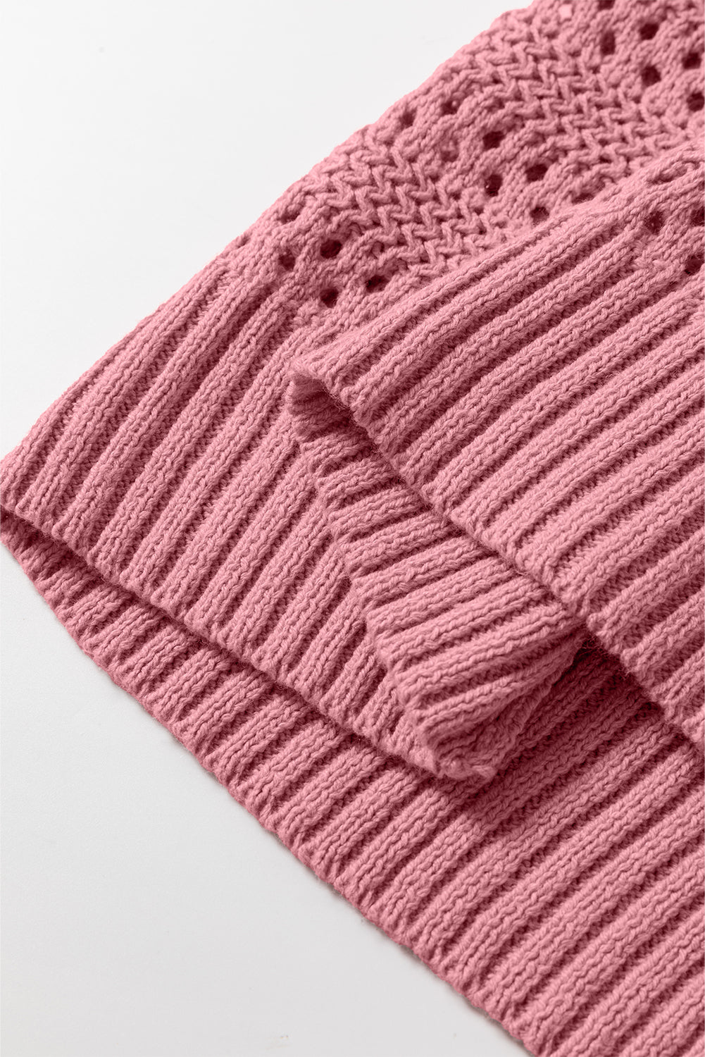 Claudia | Fashionable and comfortable winter sweater.