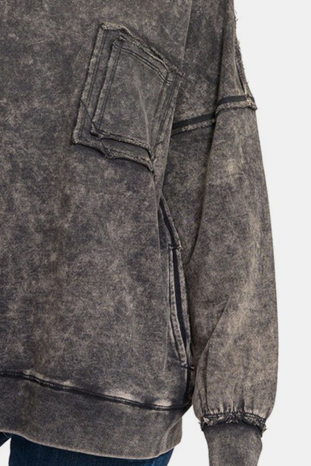 Isabel | Sweatshirt with an exposed seam and a crew neck and dropped shoulders