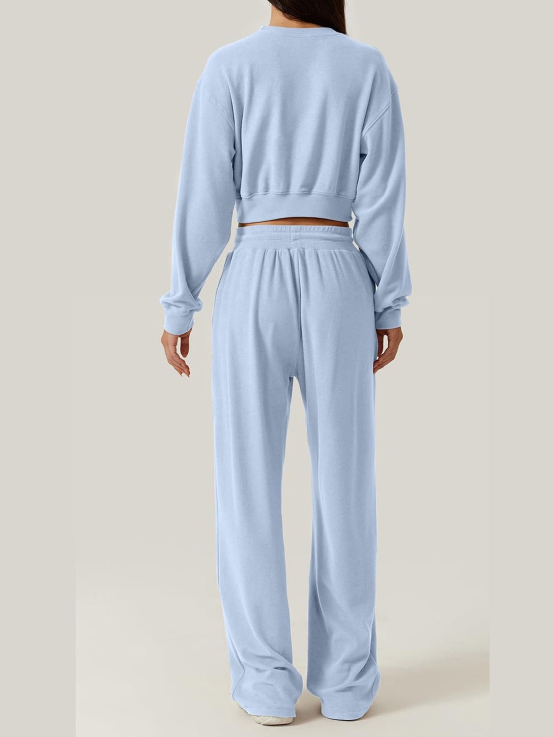 Gina | Set consisting of a crossover crew neck top and drawstring trousers