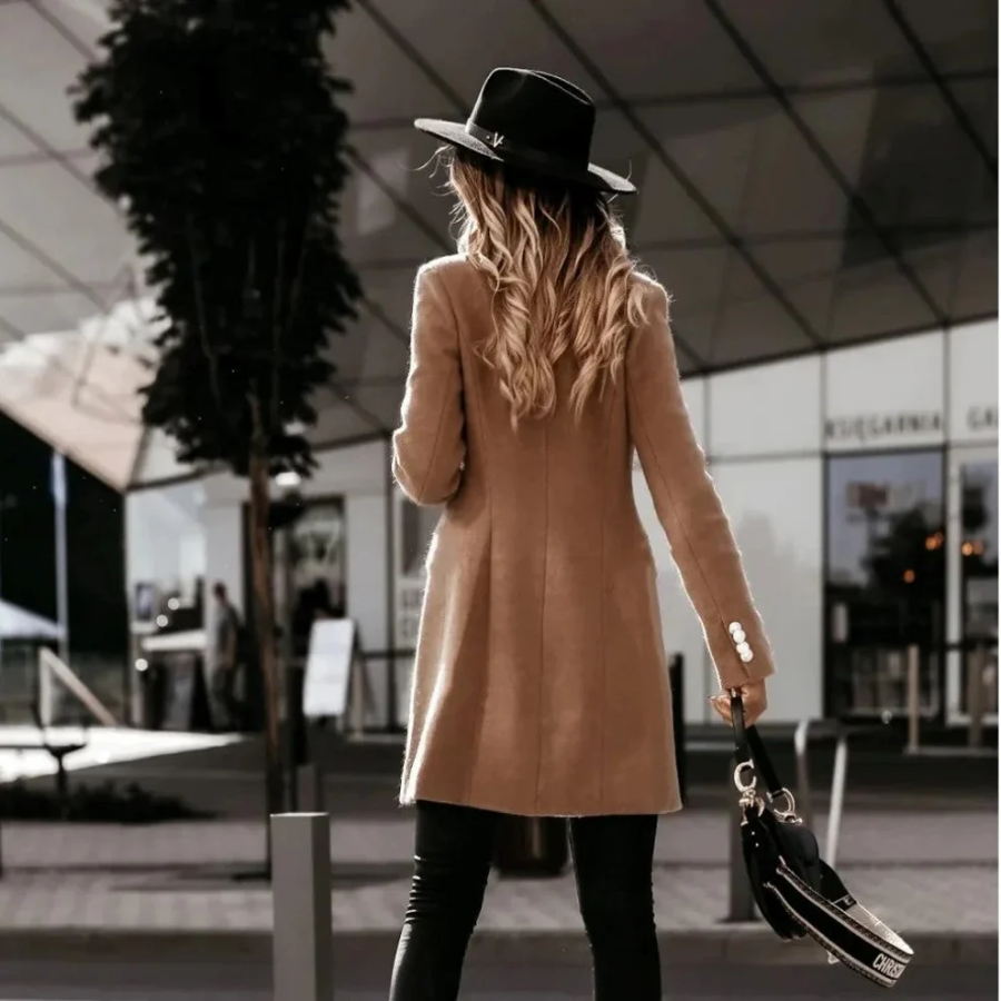 Yadira | Modern and fashionable winter clothing item