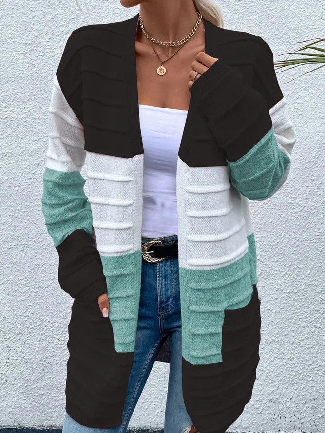 Victoria | Casual and effortless winter garment