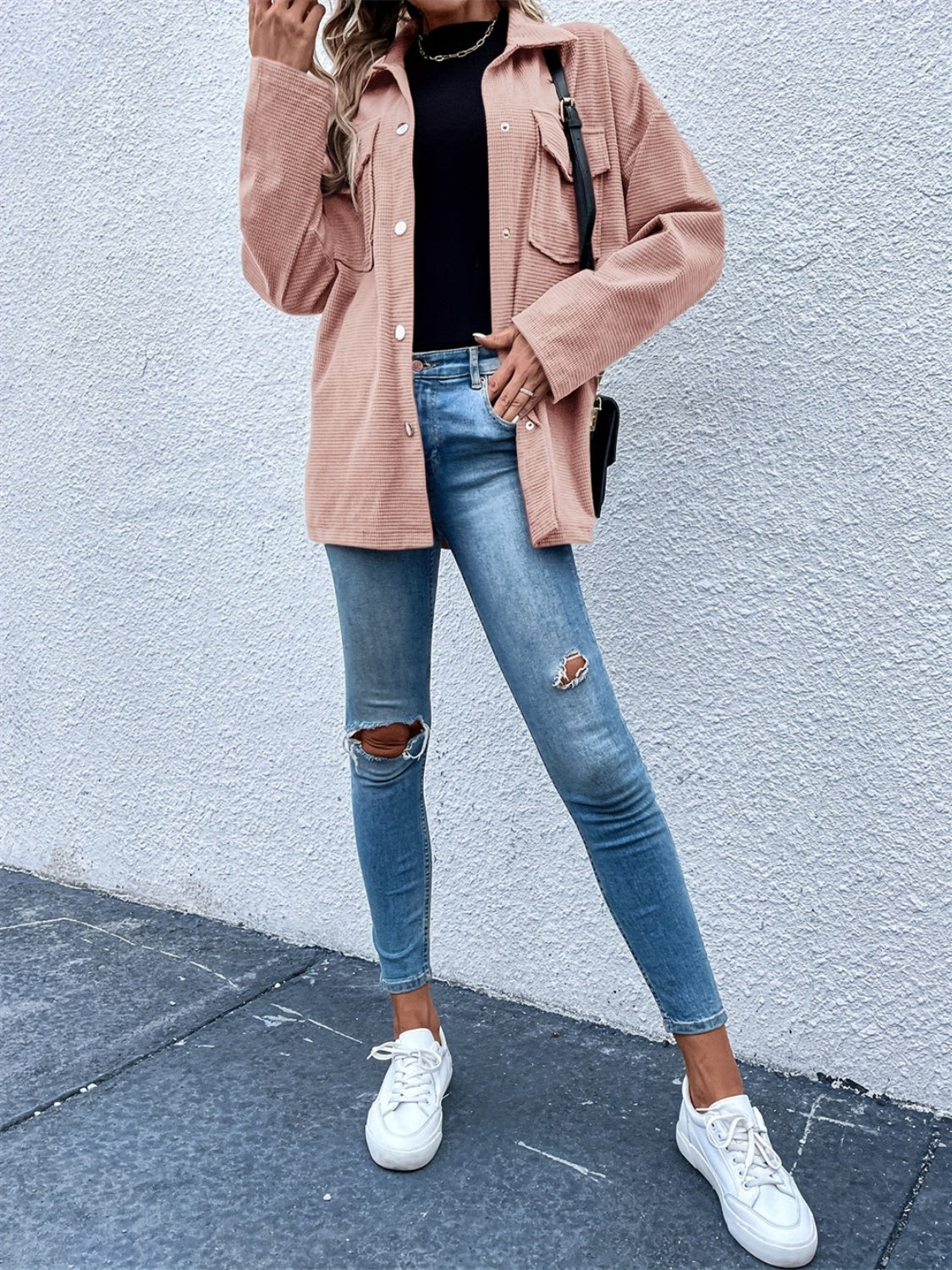 Gerda | Jacket with pockets, collar and snap fasteners and dropped shoulders