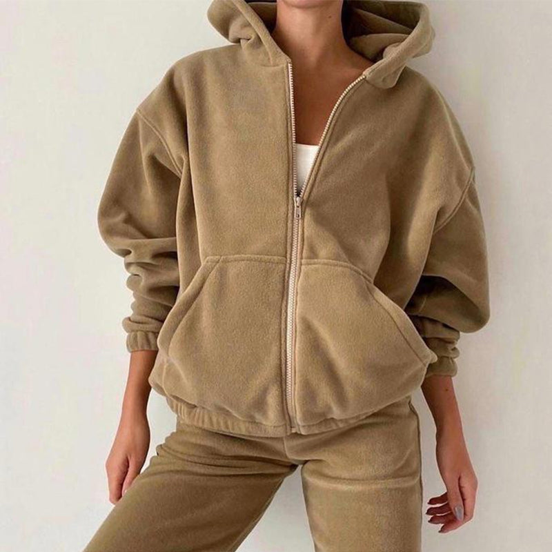 Concepcion | Velvet house set with hood and zip