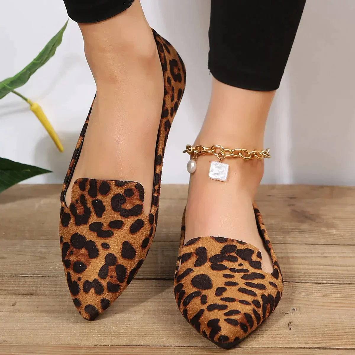 Karol® | Leopard Pointed Toe Loafers