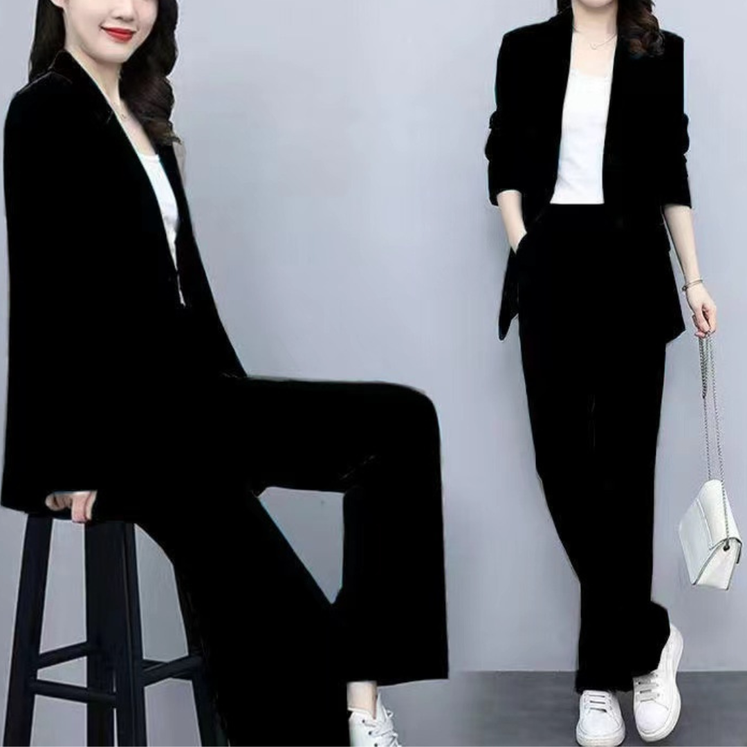 Laura® | Elegant women's suit