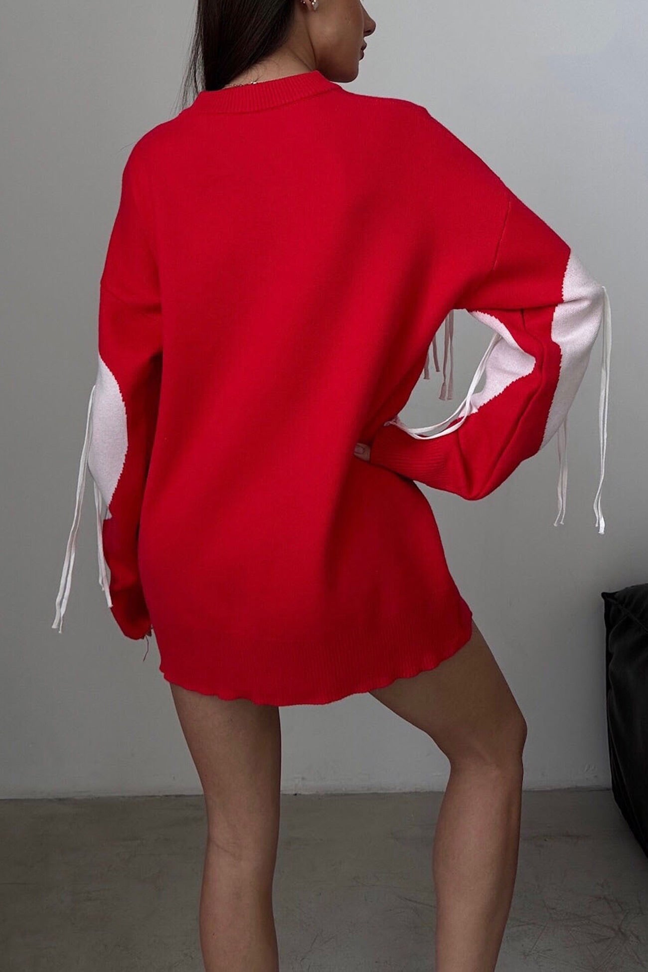 Marlies | Fringe sweater with heart graphic