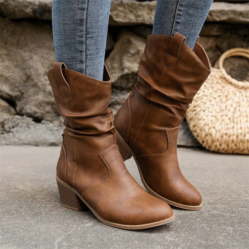 Flavia | Durable orthopedic boots