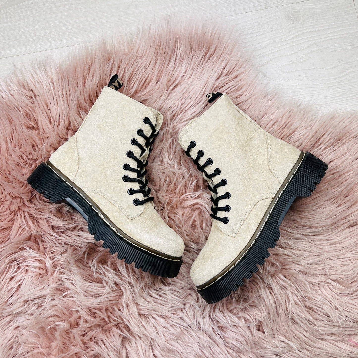 Pink | Boots beige