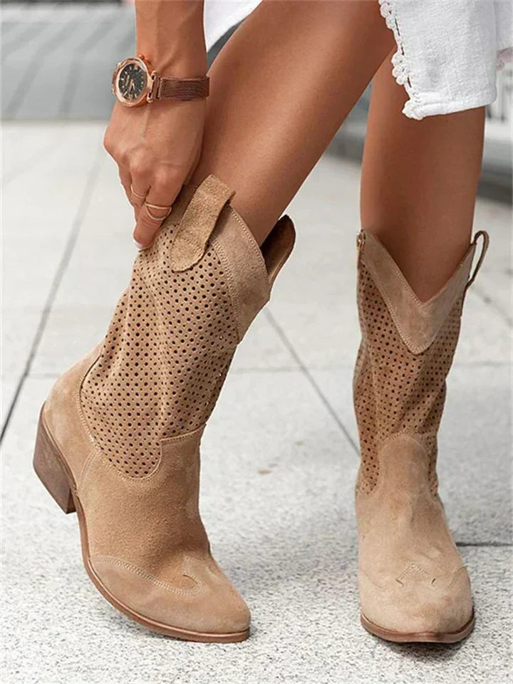 Mirjam | Fashionable and effortless monkey boots