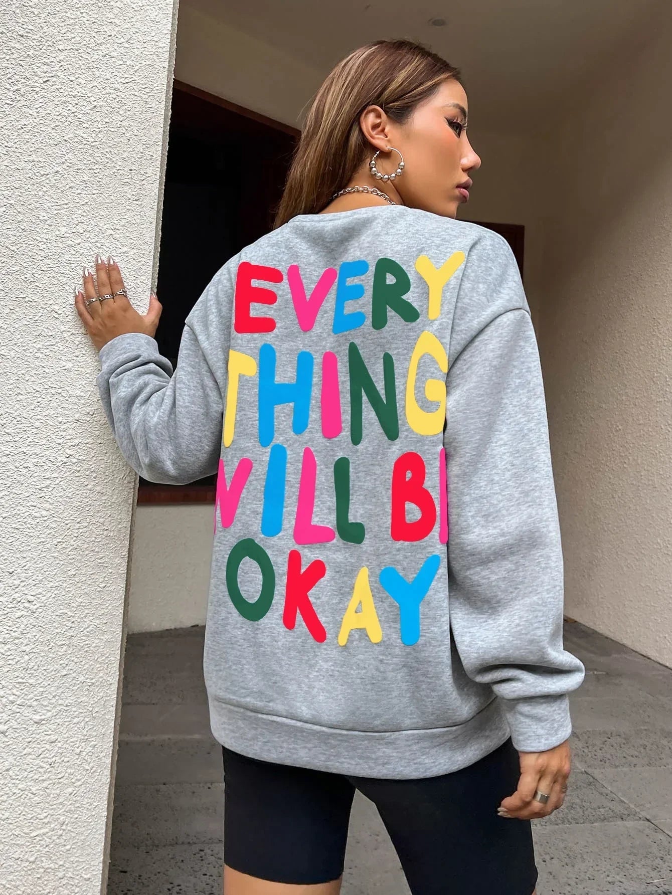 Miriam | Loose and warm sweater with a stylish crew neck