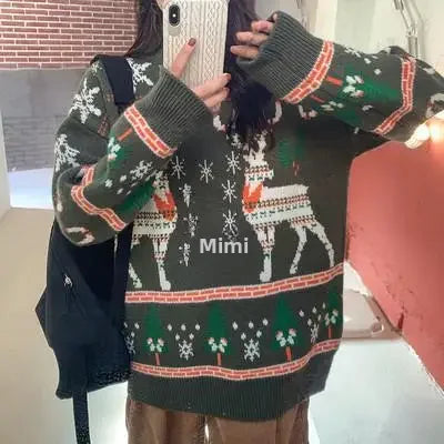 Kristin | Warm women's knitted sweater with a Christmas print and a crew neck