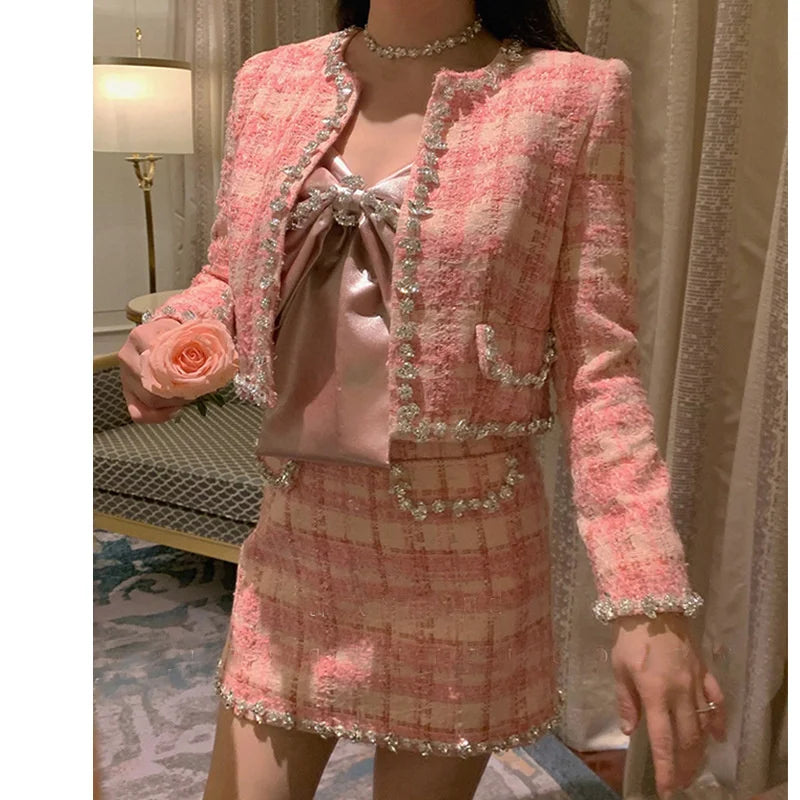 Jessica | Suit with tartan bow