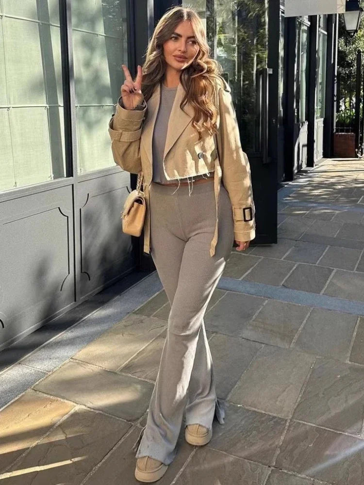 Gloria | Stylish short jacket with belt