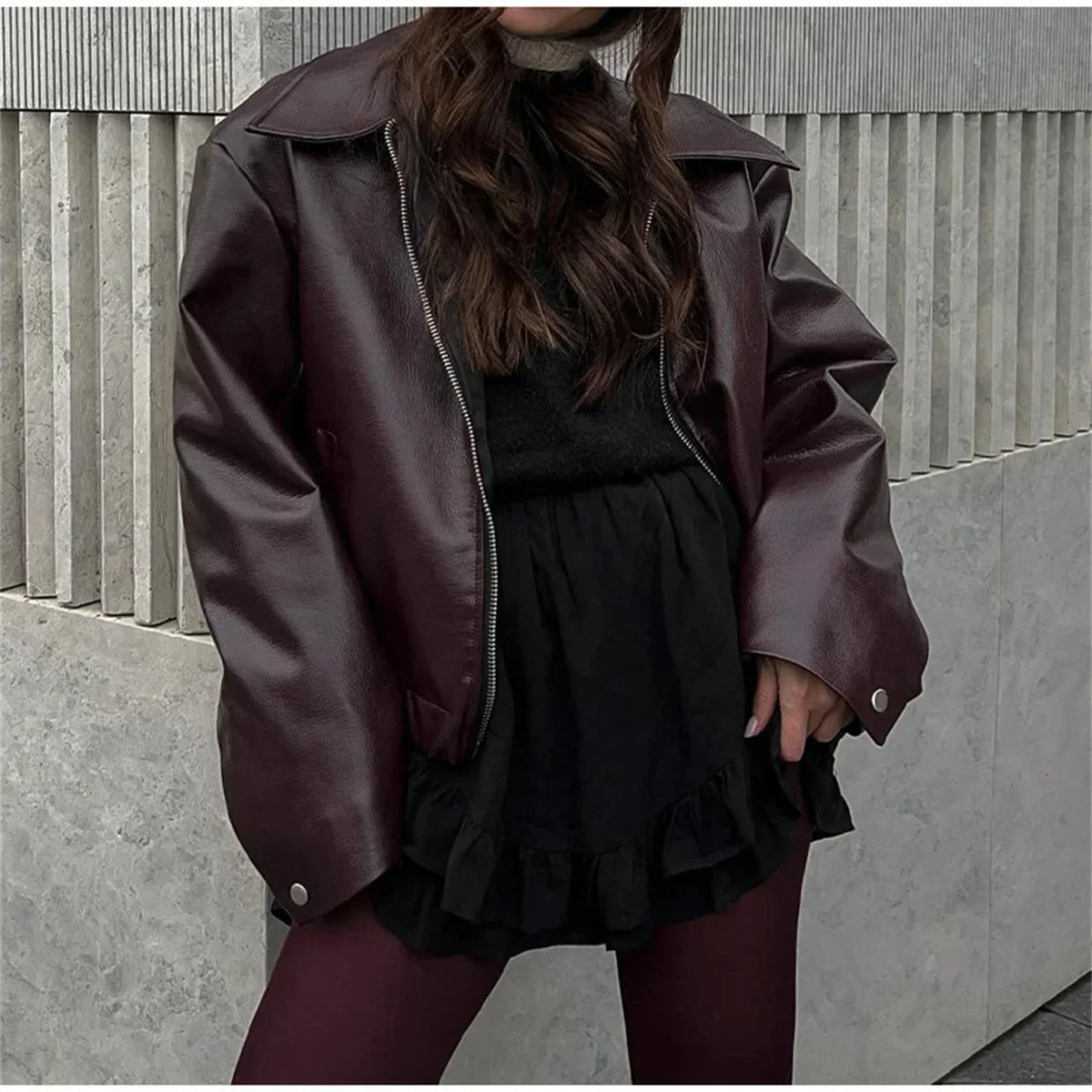 Perla | Glamorous streetwear leather jacket