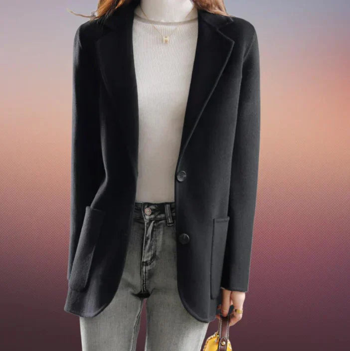 Teresa| Modern and comfortable winter garment