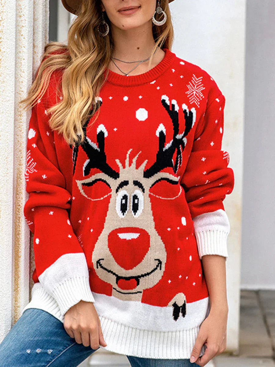 Loretta | Warm women's knitted sweater with a reindeer pattern and a crew neck
