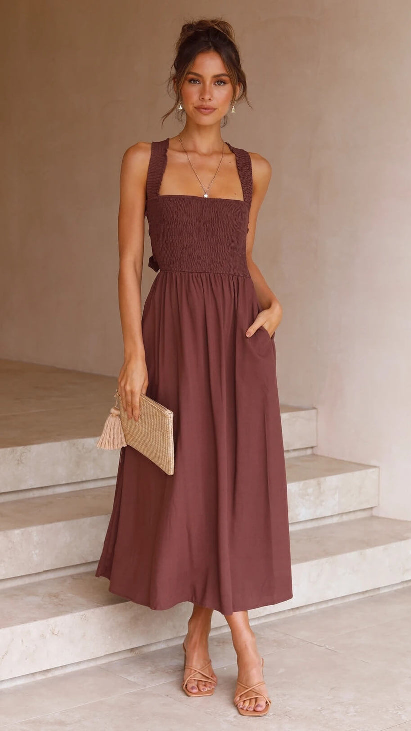 Laila® | Classic Mid-Length Dress